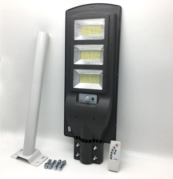 چراغ های خیابان LED با نور خورشیدی